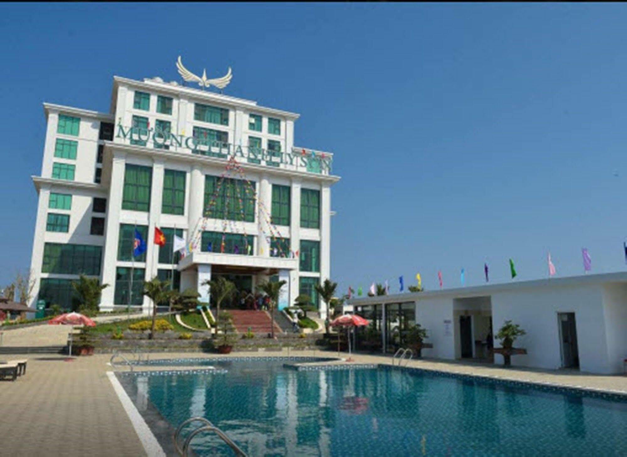 Hotel Muong Thanh Holiday Ly Son Exterior foto